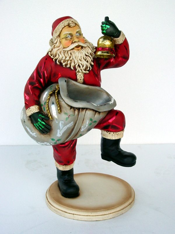 SANTA WALKING