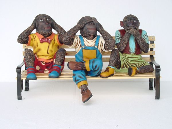 MONKEYS ON BENCH (2FT)