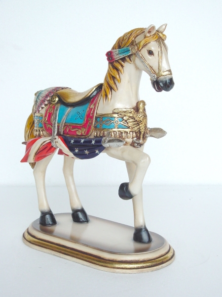 HORSE ALL AMERICAN WITH BASE