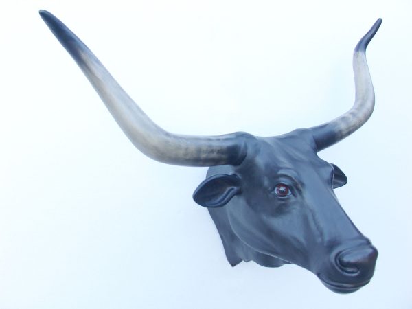 BULL HEAD WITH LONG HORNS (Black)