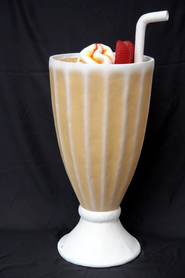 BANANA MILKSHAKE