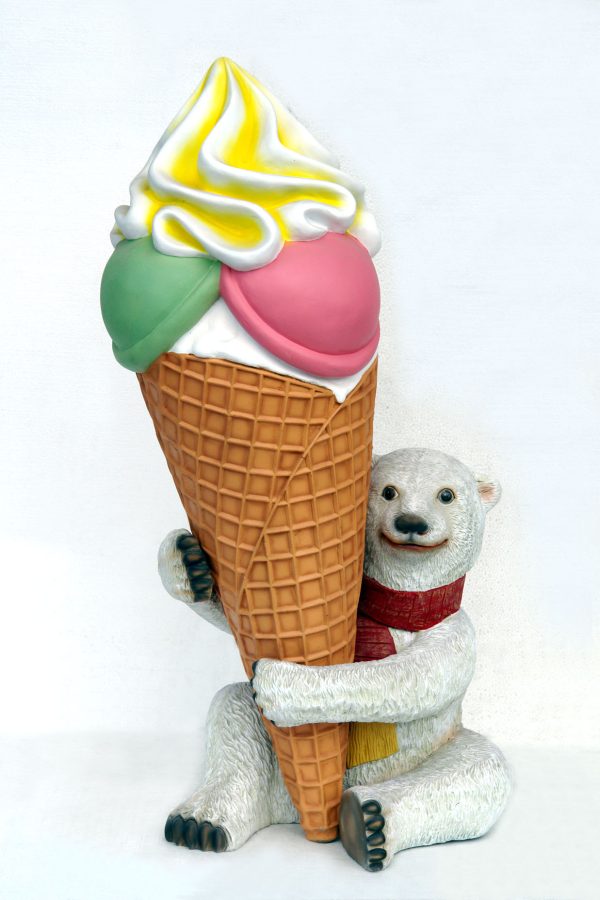 POLAR BEAR WITH ICE CREAM