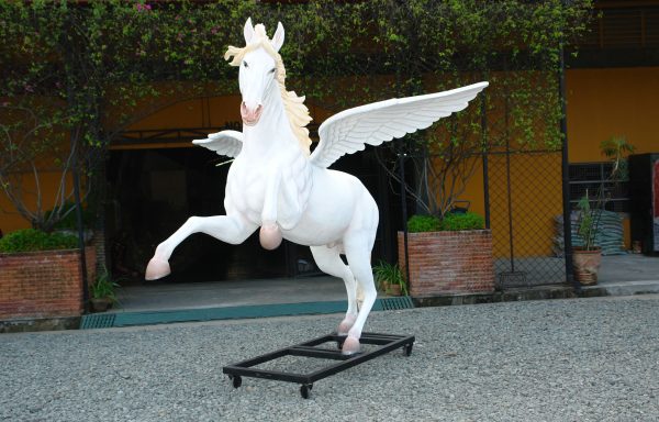 HORSE WITH WINGS