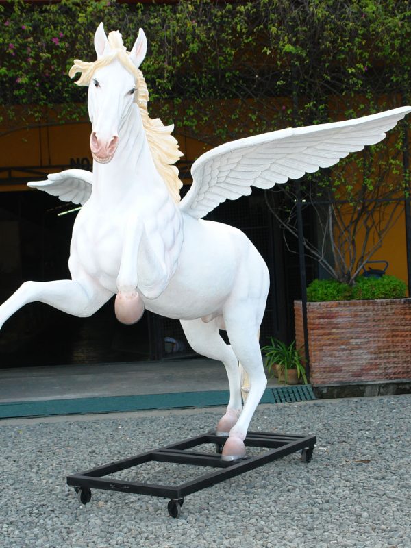 HORSE WITH WINGS
