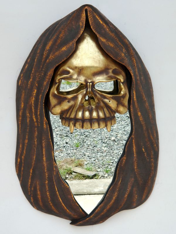 SOUL TAKER HEAD WALL DECOR WITH MIRROR