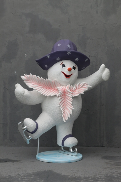 SNOWLADY SKATING