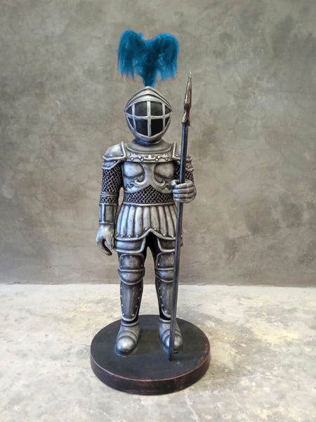 KNIGHT WITH SPEAR (BLUE)