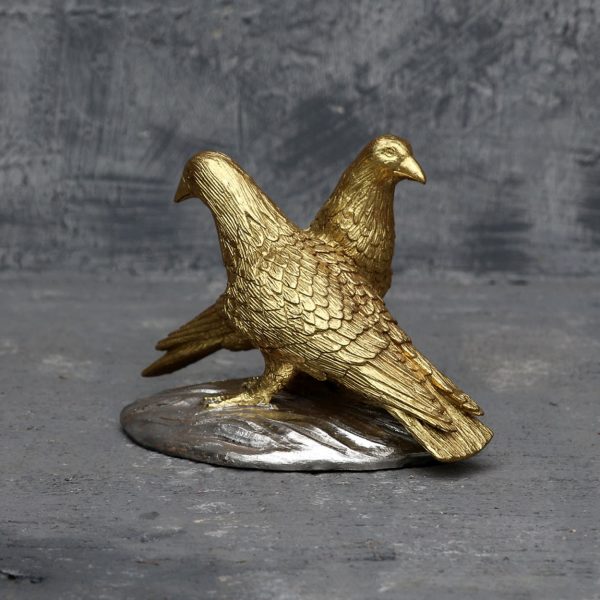 GOLDEN DOVES