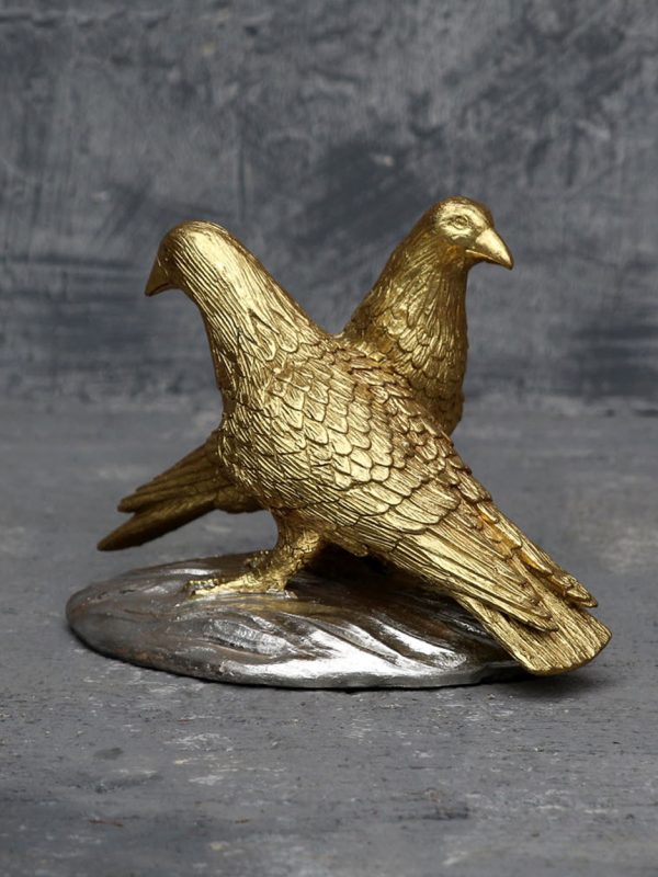 GOLDEN DOVES