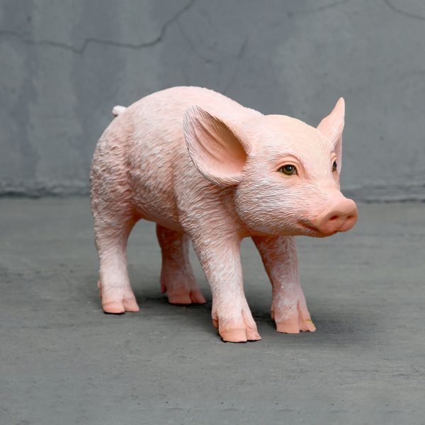 PIGLET STANDING