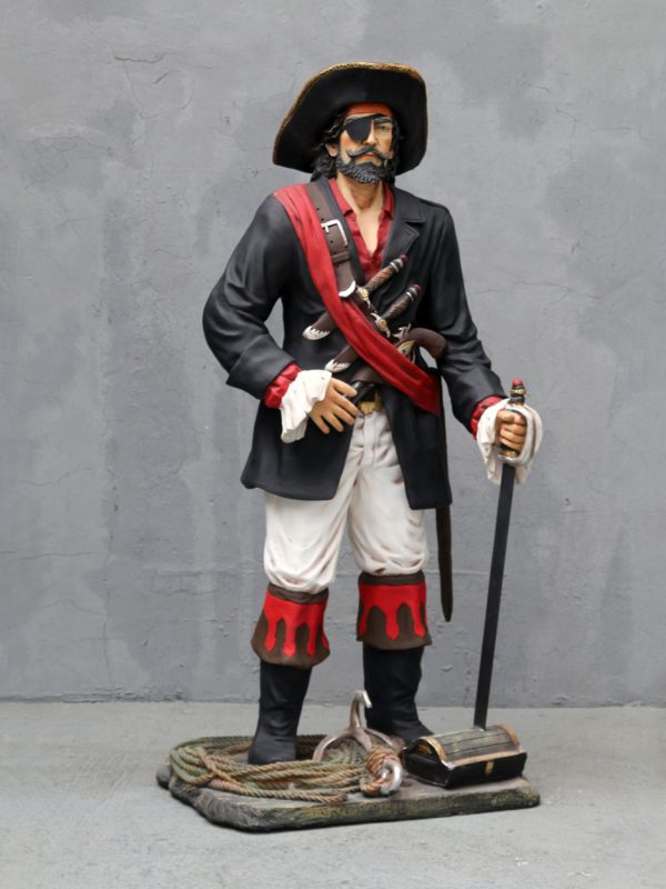 PIRATE STANDING