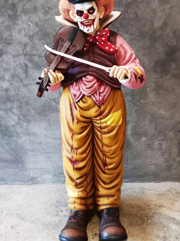 SCARY CLOWN WITH VIOLIN KNIFE BOW
