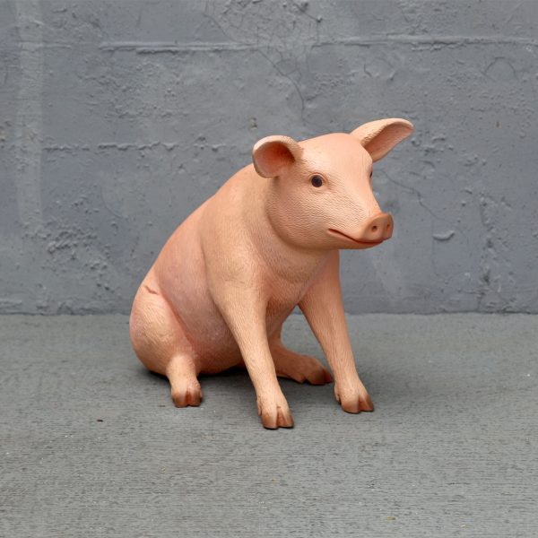 PIGLET SITTING 2