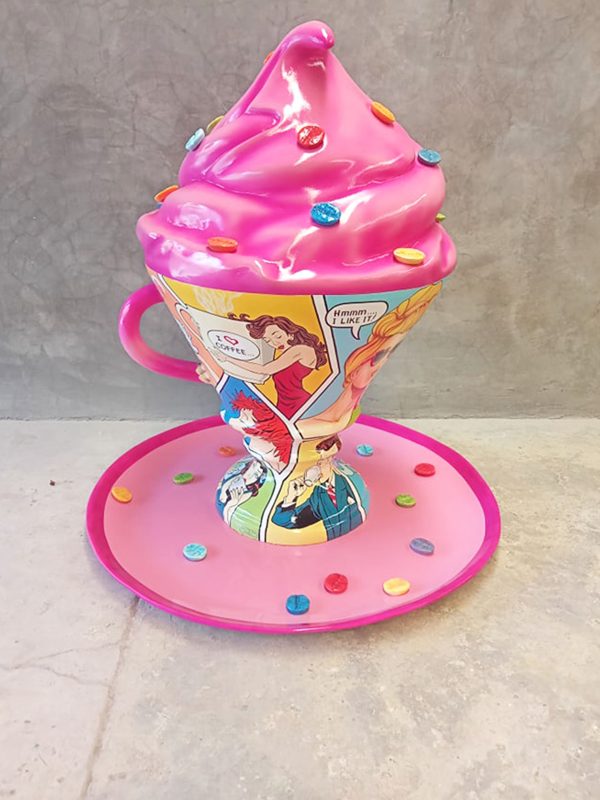 POP CUP WITH CREAM AND SAUCER